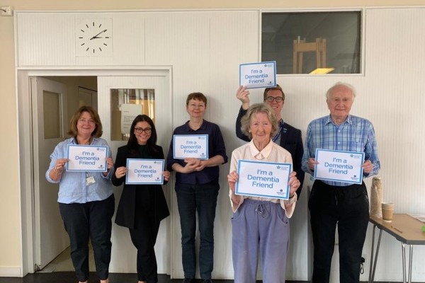 Strengthening Community Bonds: The Burlington Hosts Dementia Friends at Weybridge Library
