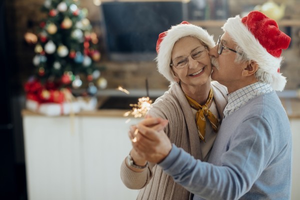 Ten Top Tips to Support a Loved One Living with Dementia at Christmas